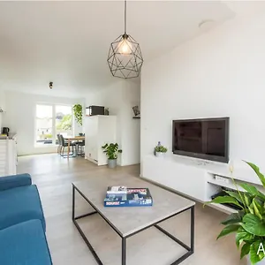 Apartment Lovely & Stylish At P36 Gent, Near The Center 