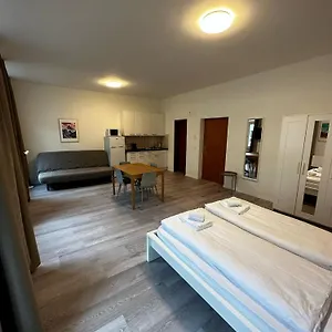 Hitrental Seefeld - Kreuzstrasse Zurich