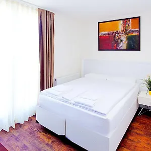  Apartment By Livingdowntown