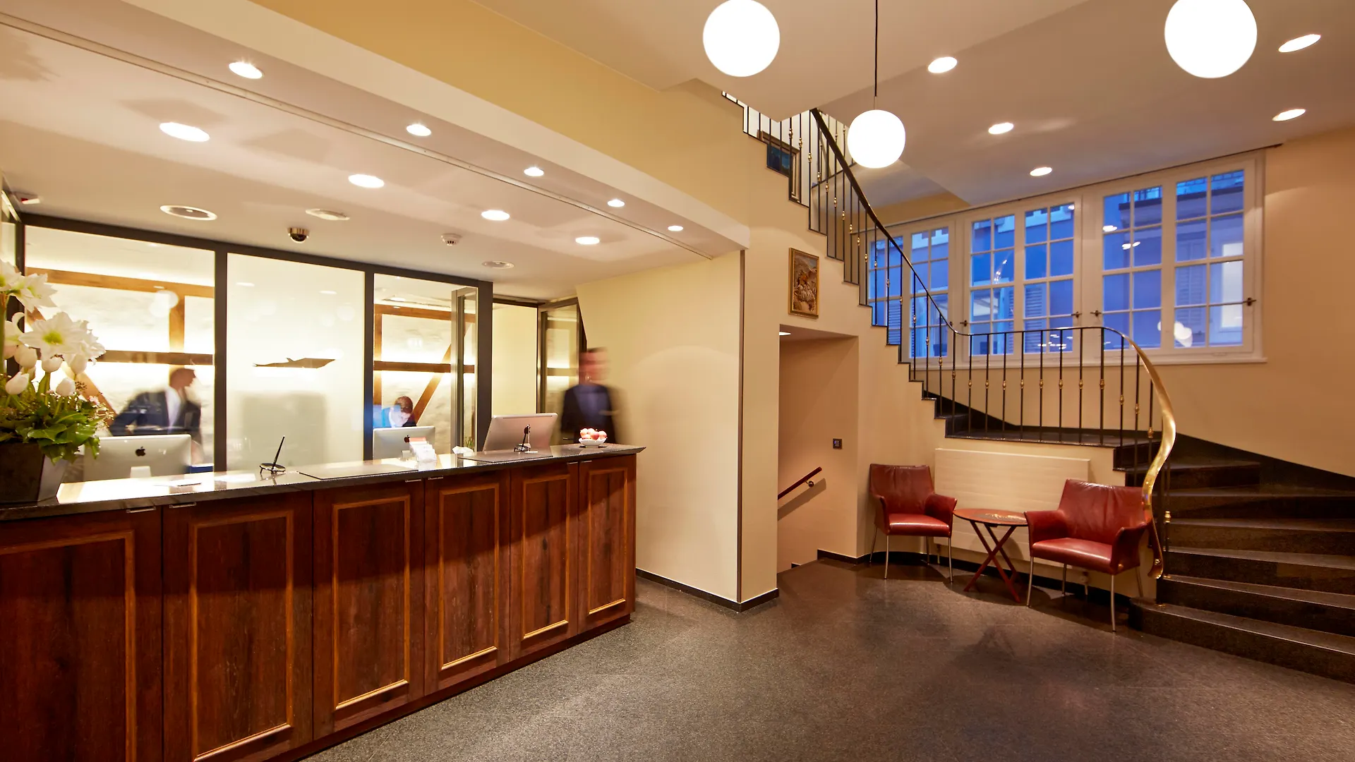 Hotel Adler Zürich 3*,  Schweiz